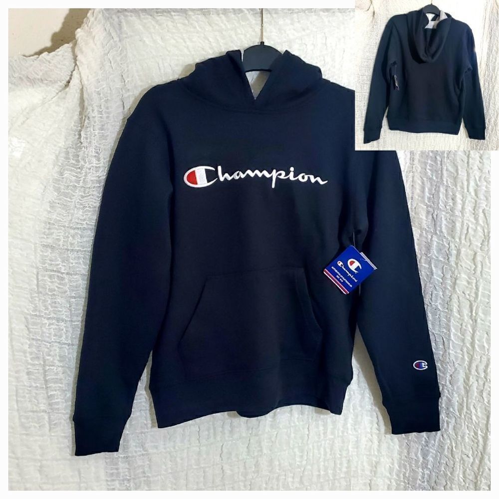 Champion Black Swester Hoodie Size Large ( Girls )